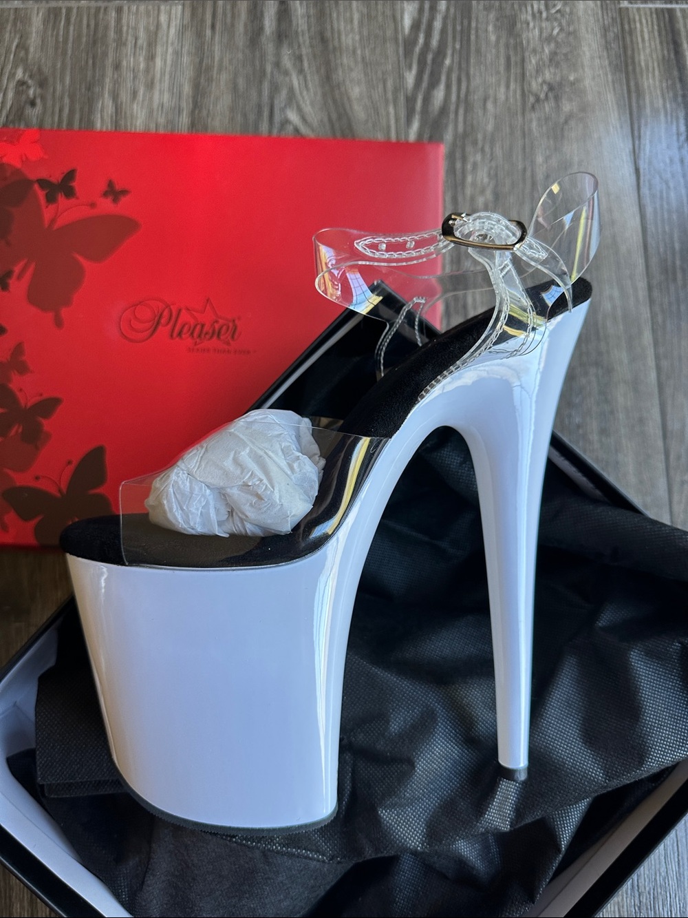Pleaser Flamingo 808UV sz 8